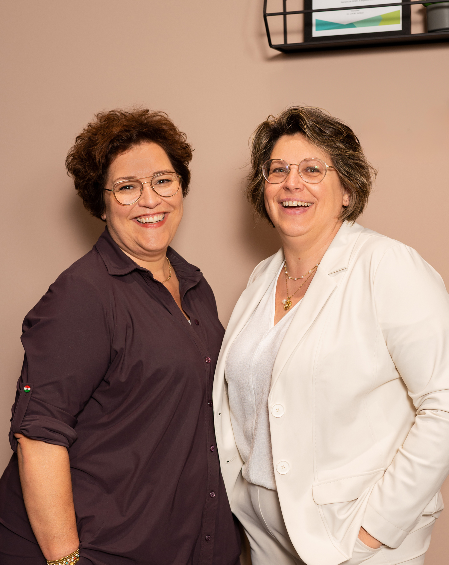 Corina en Ingrid voldoen vanzelf sprekend aan de opleidings- en nascholingseisen voor Mammacare